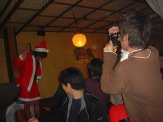 2004-12-12 21:44:40