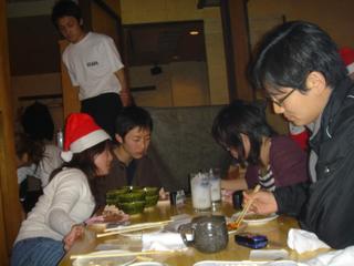 2004-12-12 22:00:08
