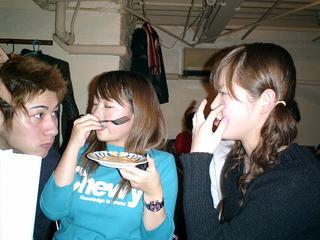 2002-12-12 21:43:48